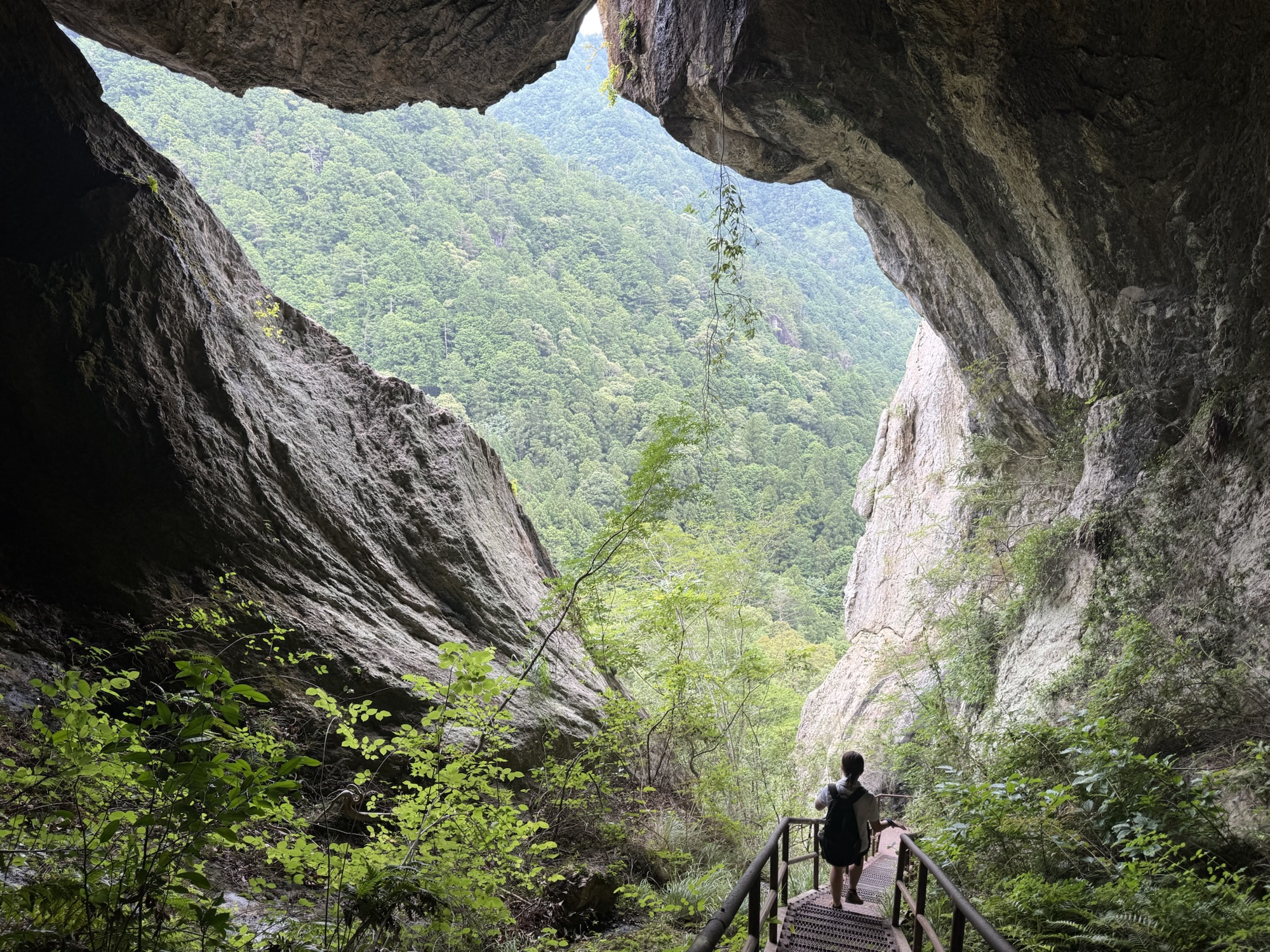 【体験談】乳岩峡ハイキングに行ってきた！絶景スポット・駐車場・危険箇所を写真付きで徹底レビュー